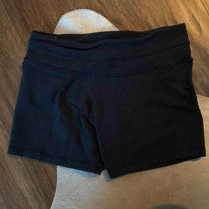 Lululemon black shorts